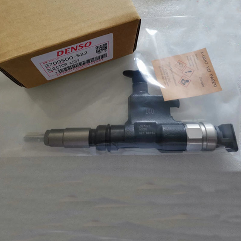 Auto Parts Genuine diesel common rail injector 095000-5320, 095000-5321 095000-5323 for Coaster 23670-79035, 23670-79036