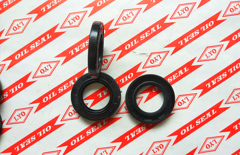 TC framework oil seal,model 25*41.25*6,NBR material,color is generally biack and brown.