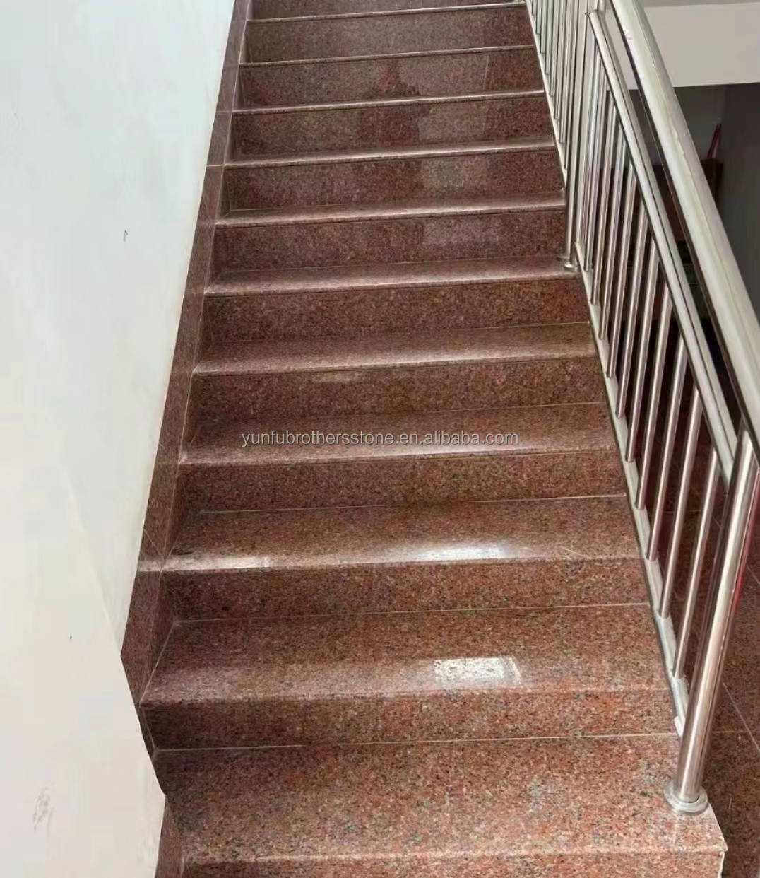 G562 Red Granite Natural Stone Polished Anti Slip Granite Slab for Stair Luxury Style