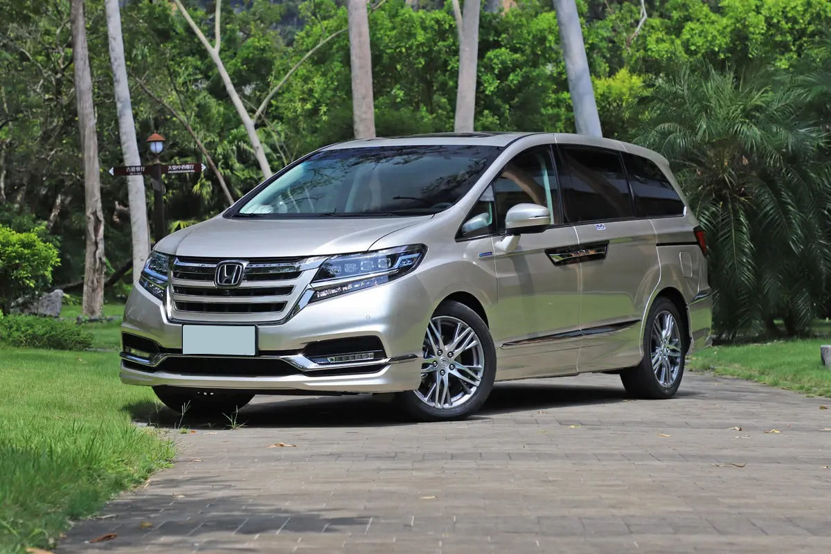 Medium SUV Hon-da ELYSION Luxury Hybrid Electric MPV Car 7 Seats for Your Requirements