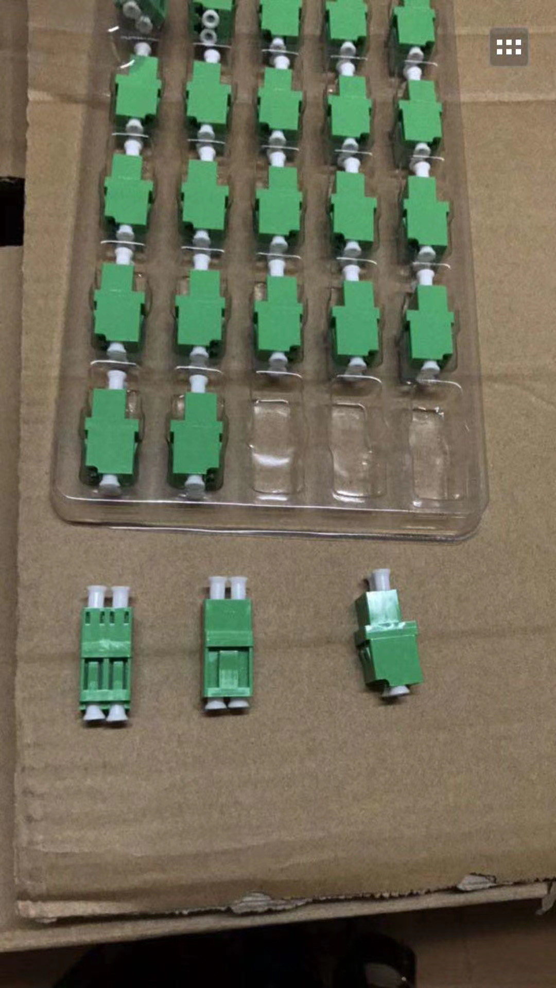 Low Insertion Loss Simplex SC 1550nm Optical Fiber Adapter