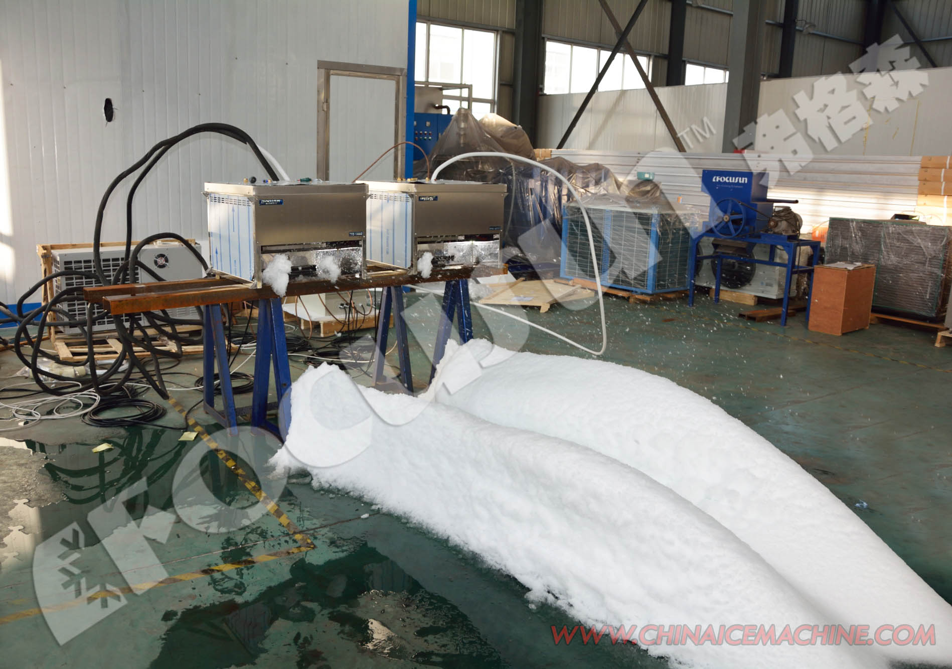 Long Service Life Focusun FAS-650G Ski Resort Snow Machine with Copeland Compressor