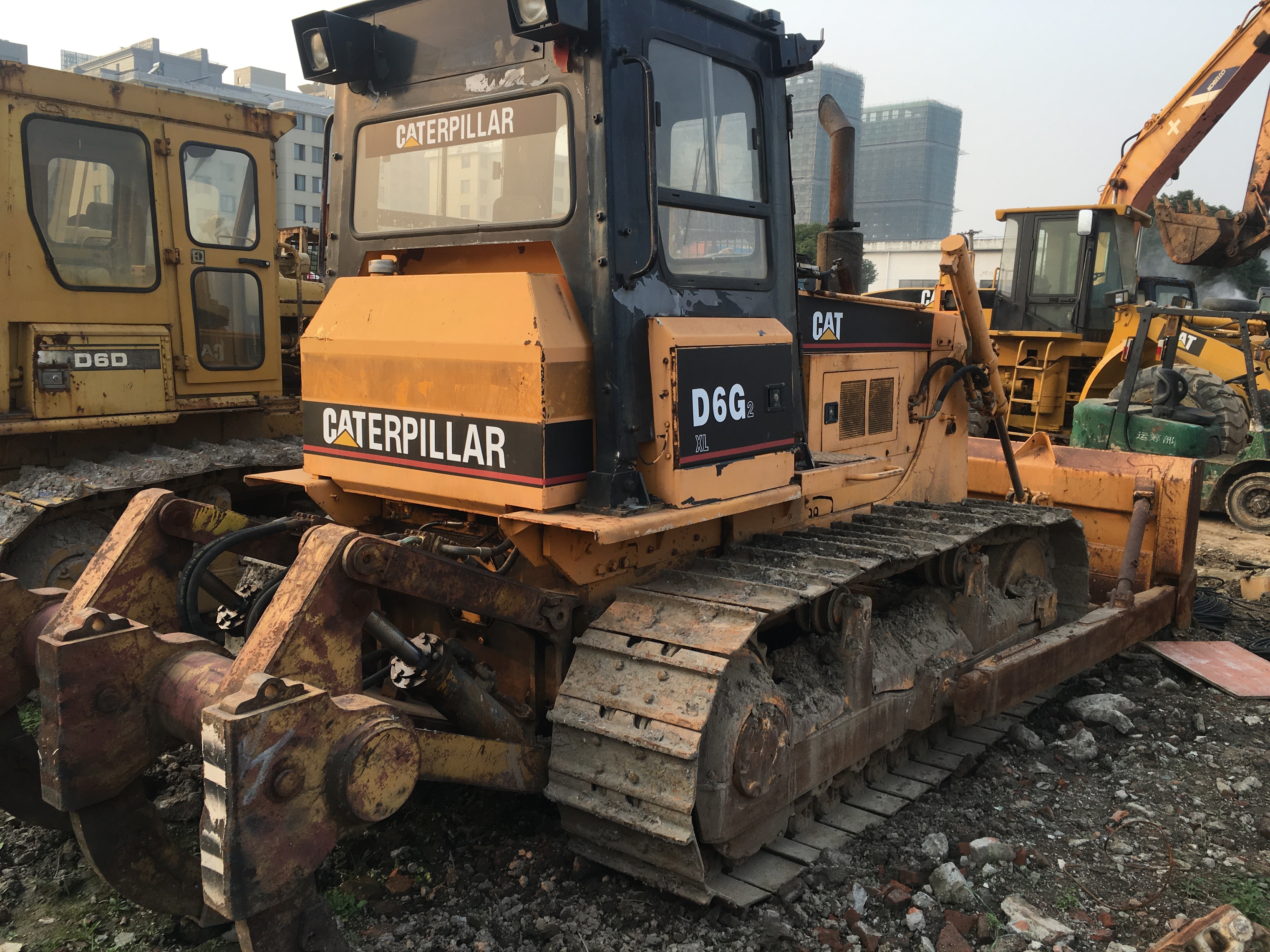 Used CAT CATERPILLAR D6G D6D D7H Japan Original Crawler Bulldozer Dozer For Sale