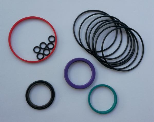 Oil Resistance FFKM O Rings AS568 Standard Good Tear Strength For Oil Gas Field