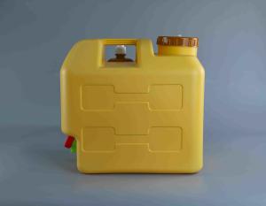 Quality Rectangle HDPE 8 Gallon Outdoor Water Bin For Car Camping wholesale