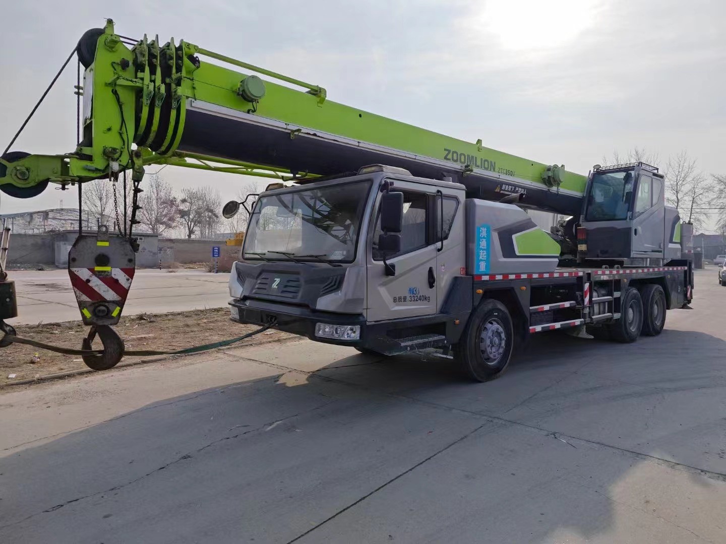 2019 Zoomlion ZLJ5333JQZ25V Truck Mounted Crane with 28500KG Weight and 16600mm Length 25000kg 215kw Diesel Powered