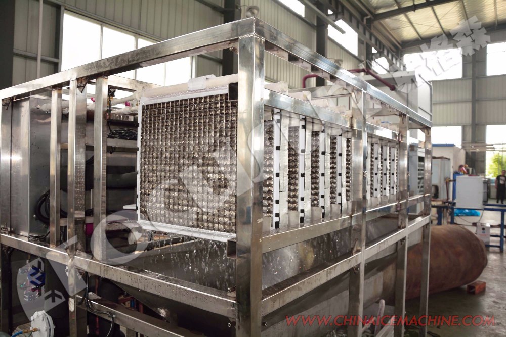 1 Ton Cube Ice Machine For Cold Drinks Edible Ice Customized