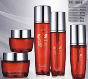 Quality Off-the-shelf preferred creative cosmetics special small black glass bottle 15g emulsion essence bottle wholesale
