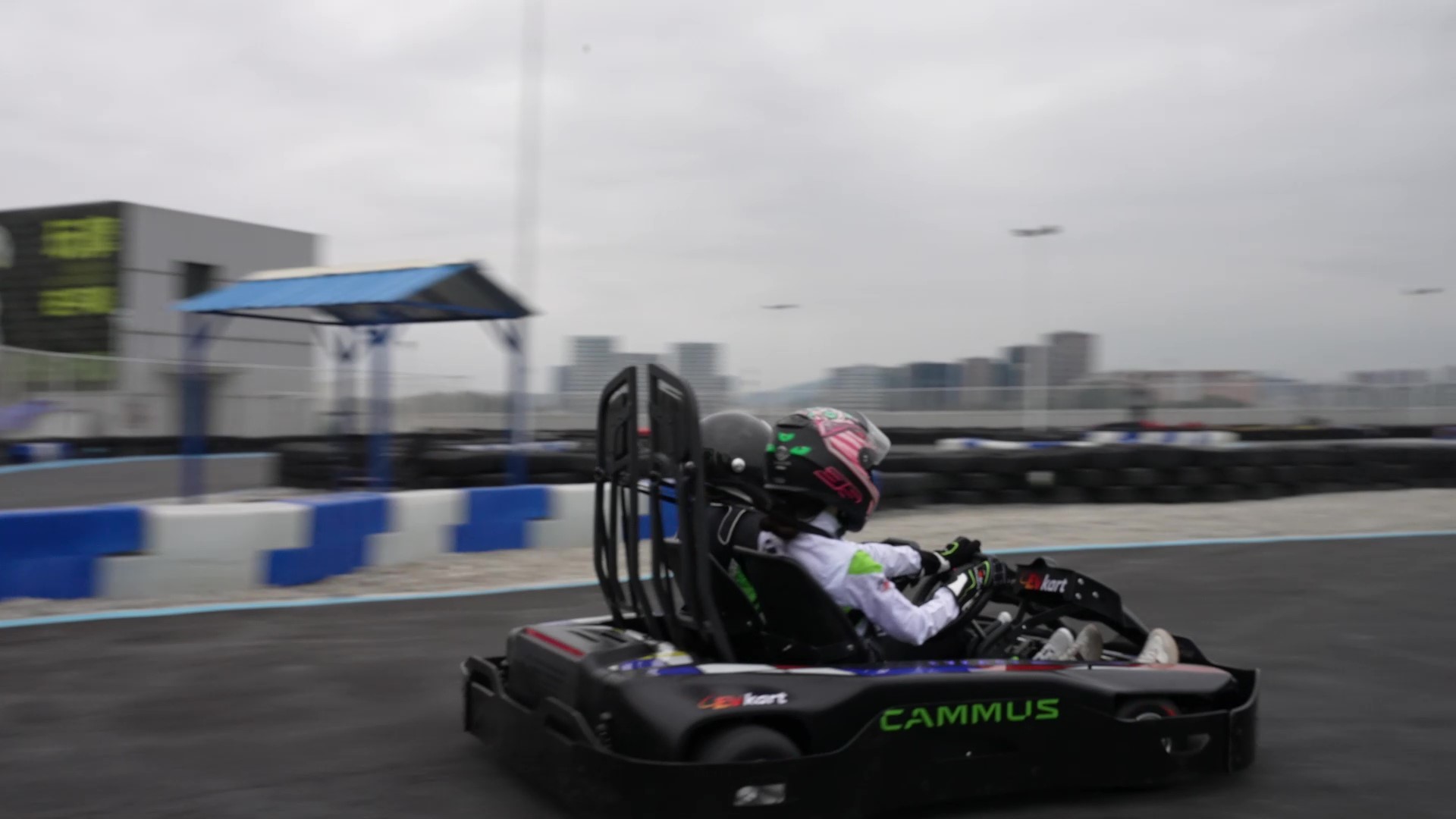 Electric Commercial Children Go Kart 120Km/H With 3 Point Safety Harness