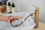 Hotel Brushed Pull Out ODM Vintage Style Bathroom Faucets