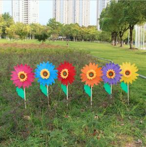 Quality Outdoor sunflower ornaments decoration wooden garden stake wholesale