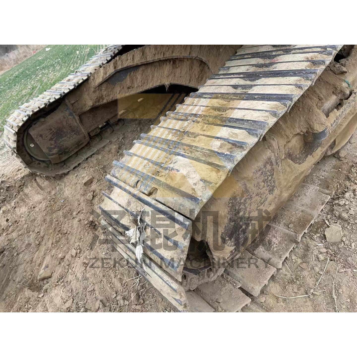 2019 Volvo EC240 240 Crawler Excavator Digger 130 KW in Good Condition
