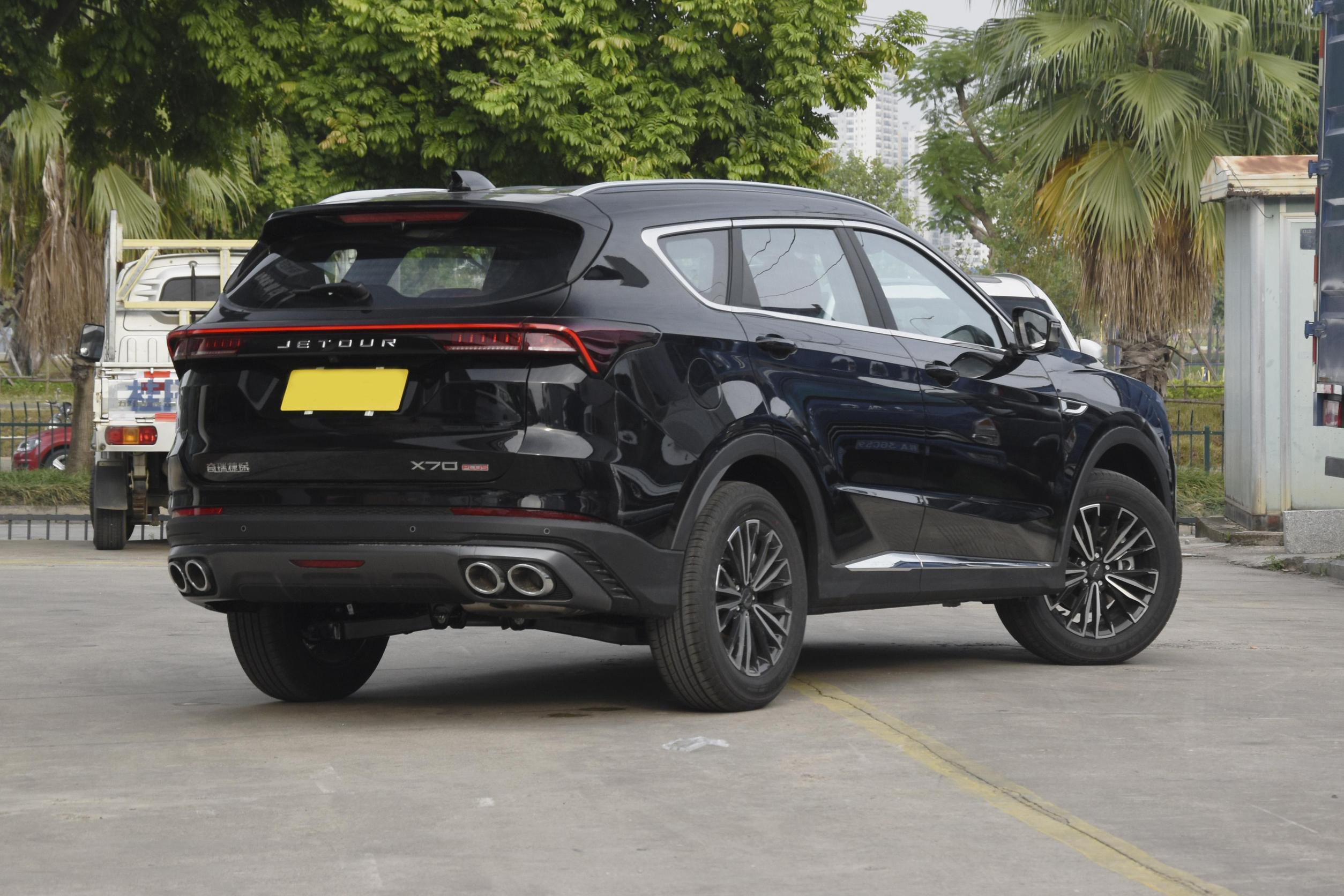 TPMS Equipped 2023 Chery Dasheng Jetour X70 Plus X 70 Jetaur x70plus 7 Seat Adult Vehicle Turbo Engine SUV Car with TPMS