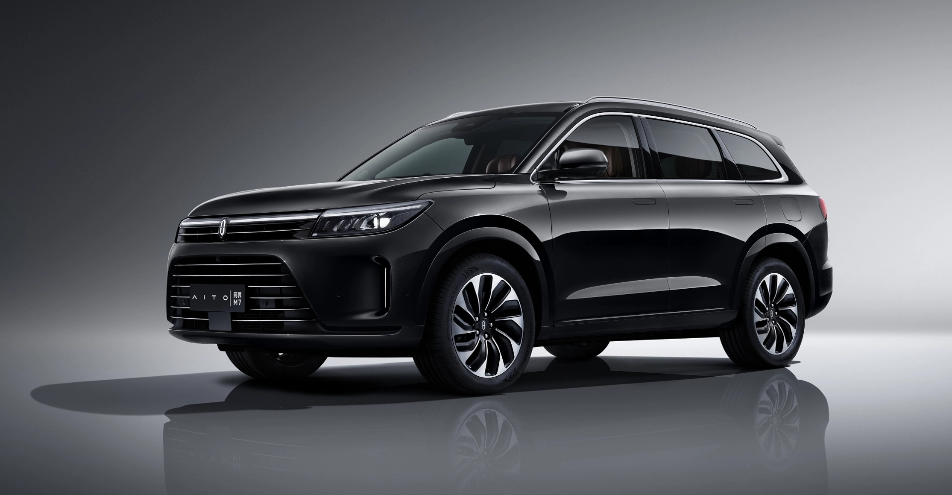 2024 AITO 1.5T M7 Single Motors Comfort Electric Car Chinese Energy Vehicle with Front 6 Rear 6 Radar and Affordable Cost