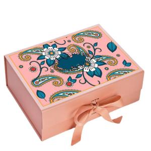 Quality Exquisite Hand Apparel Gift Boxes Underwear Creative Rectangular Clothing Gift Box wholesale
