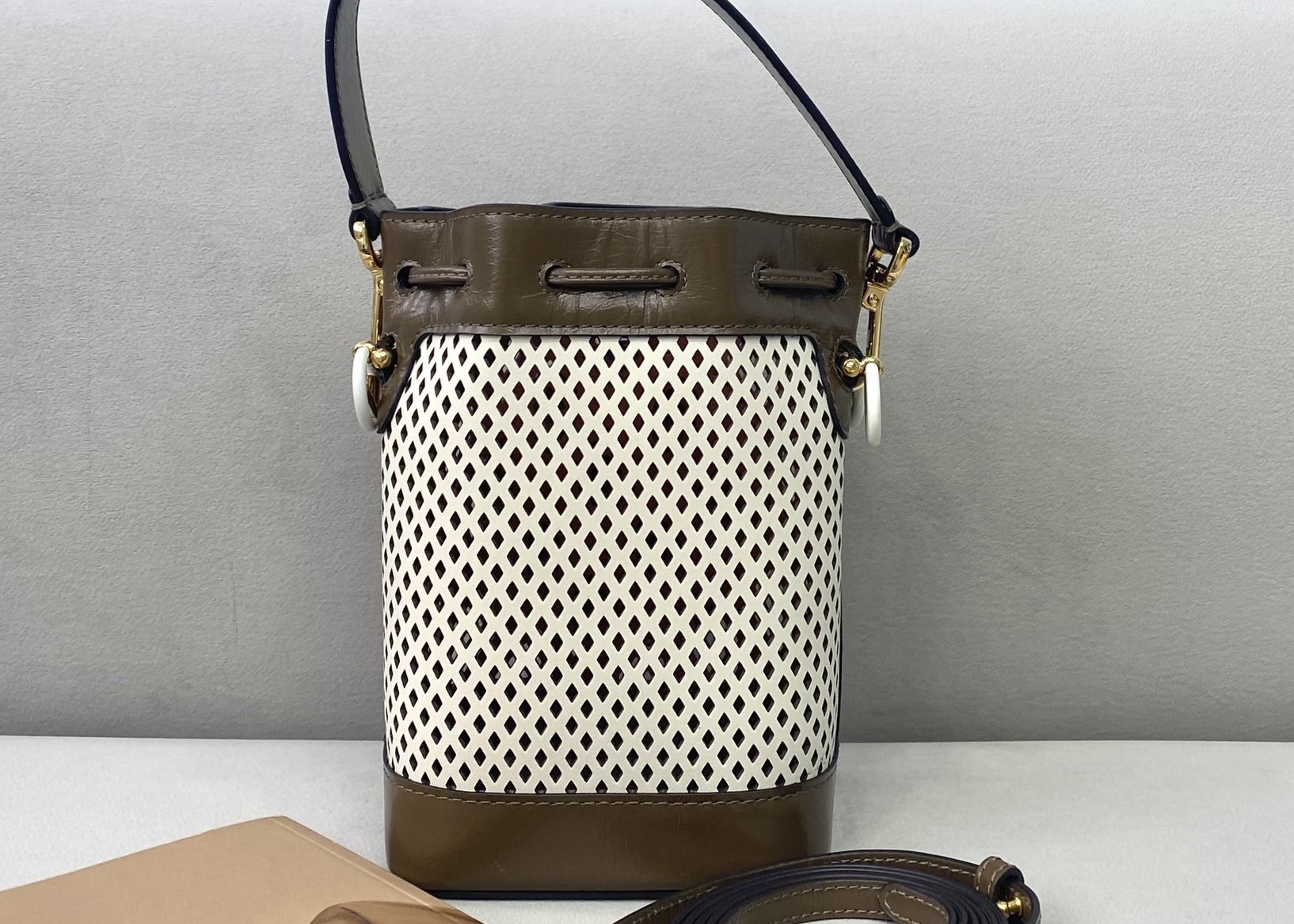Girls Cute 12cm Hollow Out Bag , Leather Shoulder Bucket Bag