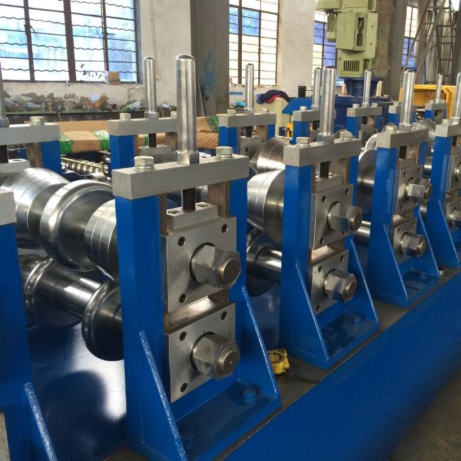 CE Metal Stud Roll Forming Machine / Steel Channel Roll Forming Machine With Flying Punch