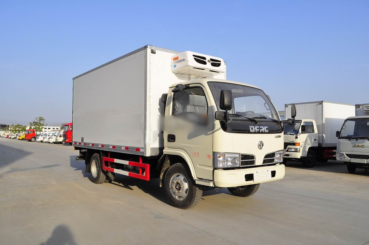 Gross Vehicle Weight 5-10T ISO CCC Certified Design Dongfeng Refrigerator Van Truck