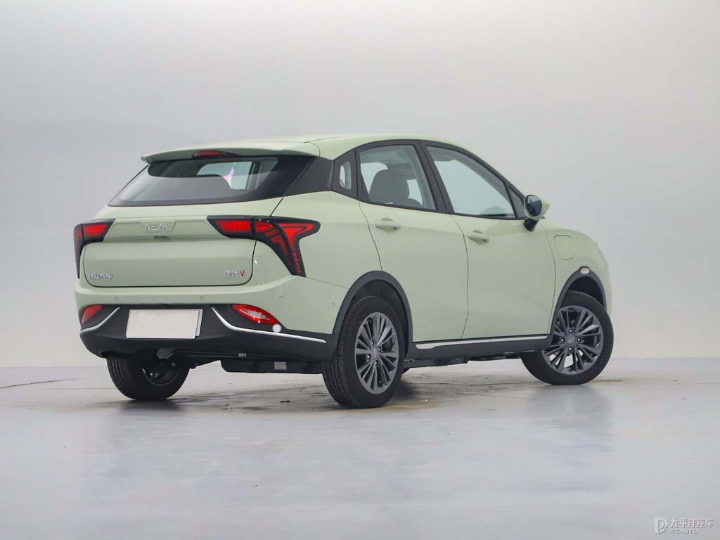 The latest 2022 Nezha V tide 300 Lite lithium iron phosphate new energy vehicle designed by China is on a first come, first serv