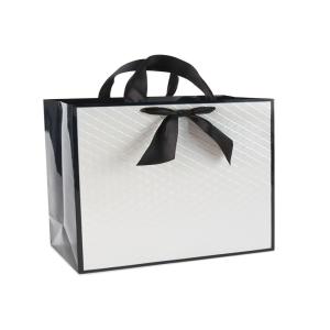 Quality Silk Ribbon Printed Paper Carrier Bags 110*50*190mm Plain Gift Bags ODM wholesale