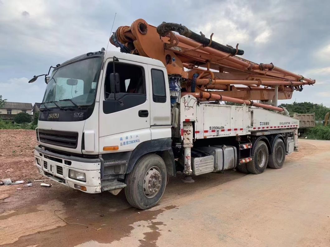 2013 Zoomlion 38m Concrete Pump Truck Pump for Sale