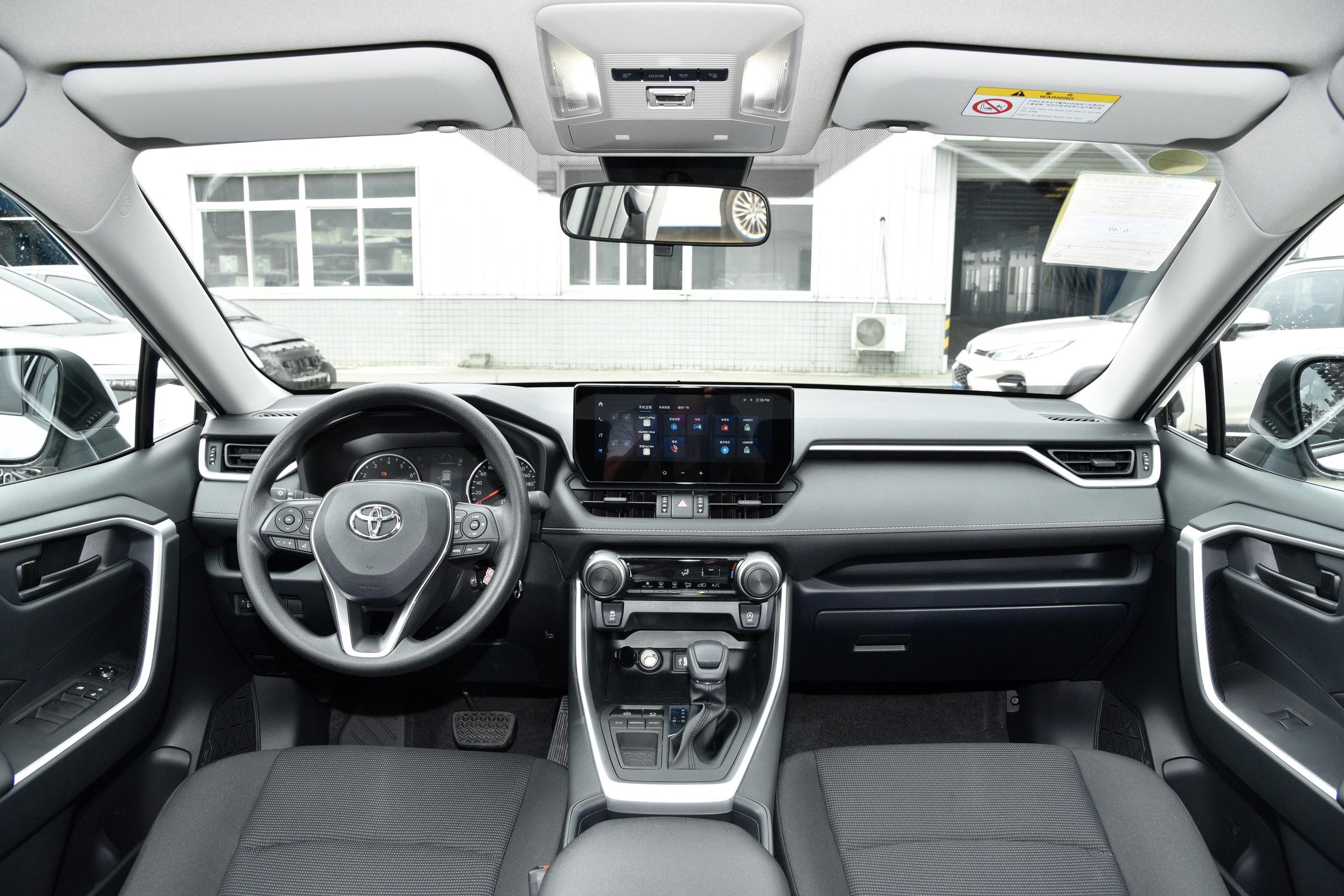 Month 2 Petrol Vehicle To-yota Rav 4 Series Auto Suv Gasoline Automobile Hybrid Cars with Modern Design