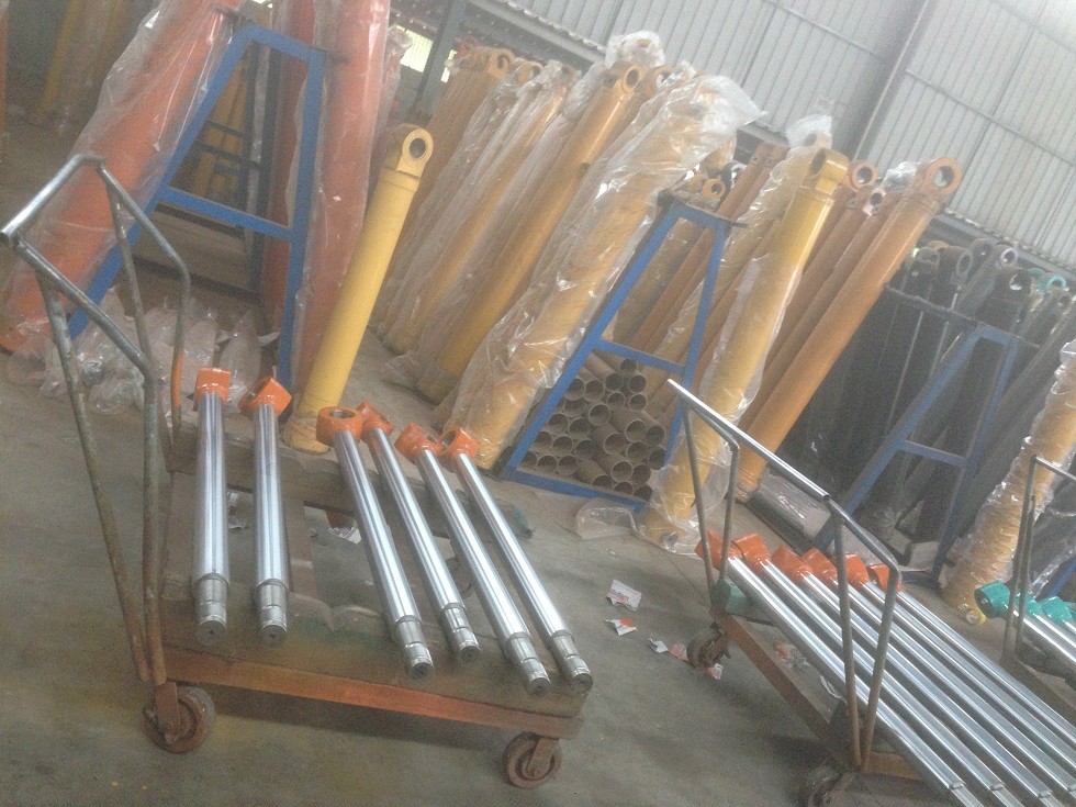 Hitachi ZX200-5 bucket hydraulic cylinder rod