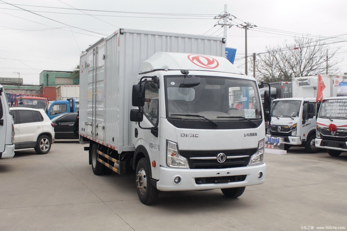 Multimedia System Enabled Dongfeng Single Row 4X2 Van Truck with 150 250hp Horsepower