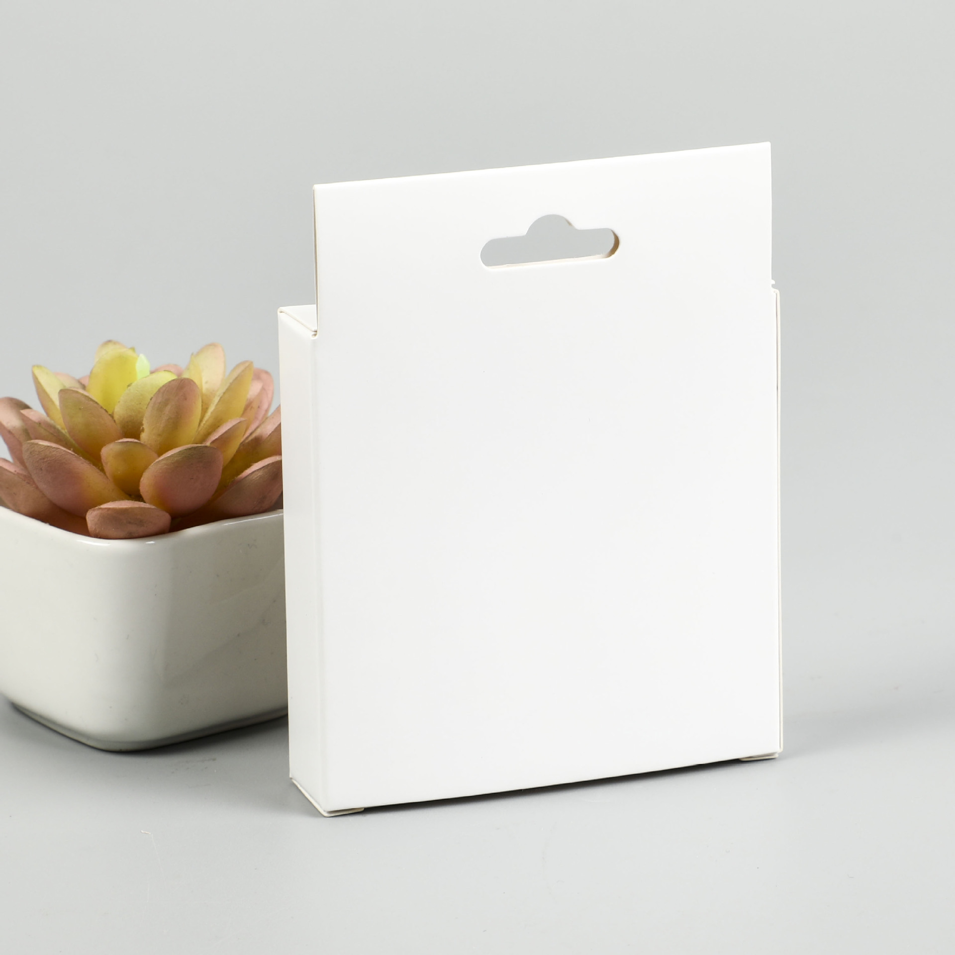 Recycled Materials Square Electronic Data Cable Earphone Packaging Cardboard Paper Box