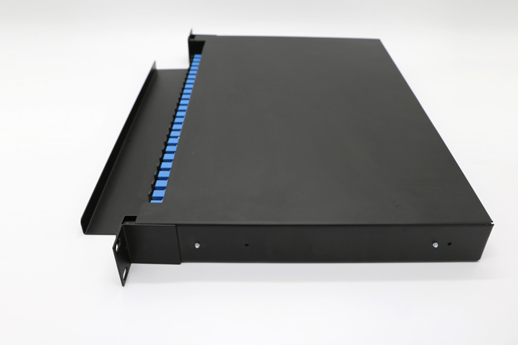 Light Weight Fiber Optic Terminal Box 24 Ports FTTH Rack Drawer Type With Patch Panel