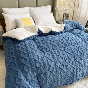 Quality Cozy Sherpa Soft Fleece Bedding King Size Quilted Comforter 150gsm - 400gsm Polyester Filling wholesale