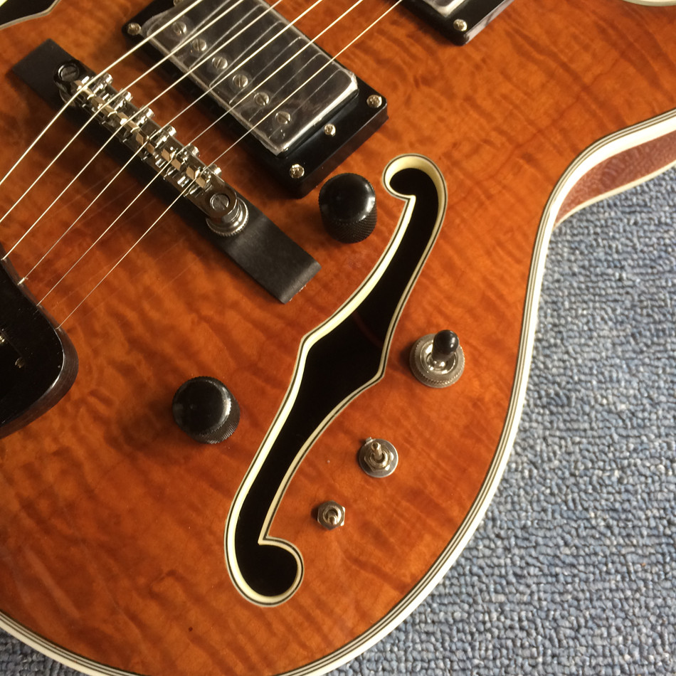 Custom F Hole Rosewood Fingerboard Electric Guitar in Kinds Color
