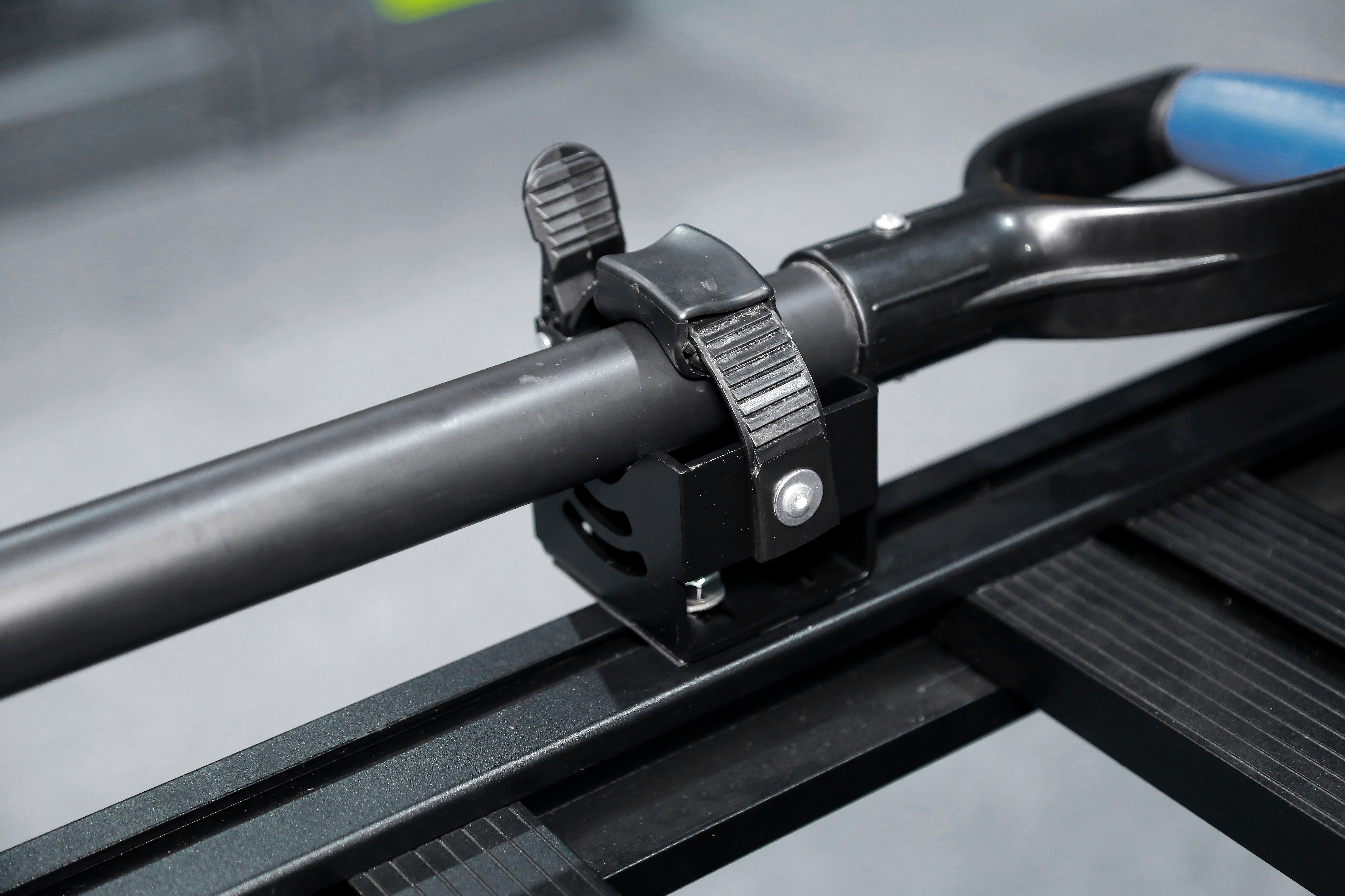 Alu Alloy Car Shovel Mount OEM Roof Rack Shovel And Jack Holder