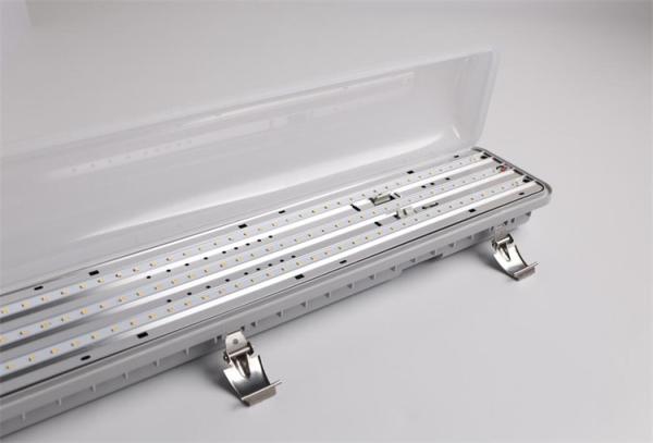 12W 18W Explosion Proof Led Light Fixtures 160LM/W 4FT 5FT Milky and clear cover