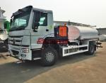 4x2 Right Hand Driving Water Spray Truck , 10 - 12 Cubic Meter Commercial Water