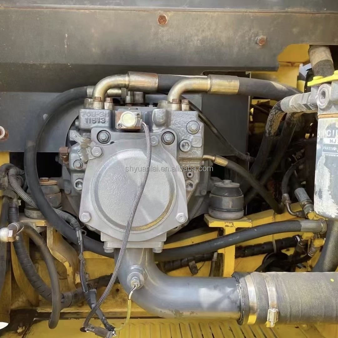 Komatsu PC220 Original Japan Spot Sale Used Excavator with Hydraulic Valve origin