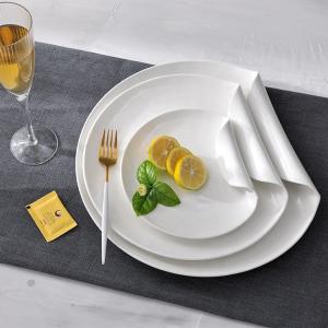 Quality Irregular Shape Glazed Ceramic Plate Set Sustainable Eco Friendly For Restaurant wholesale