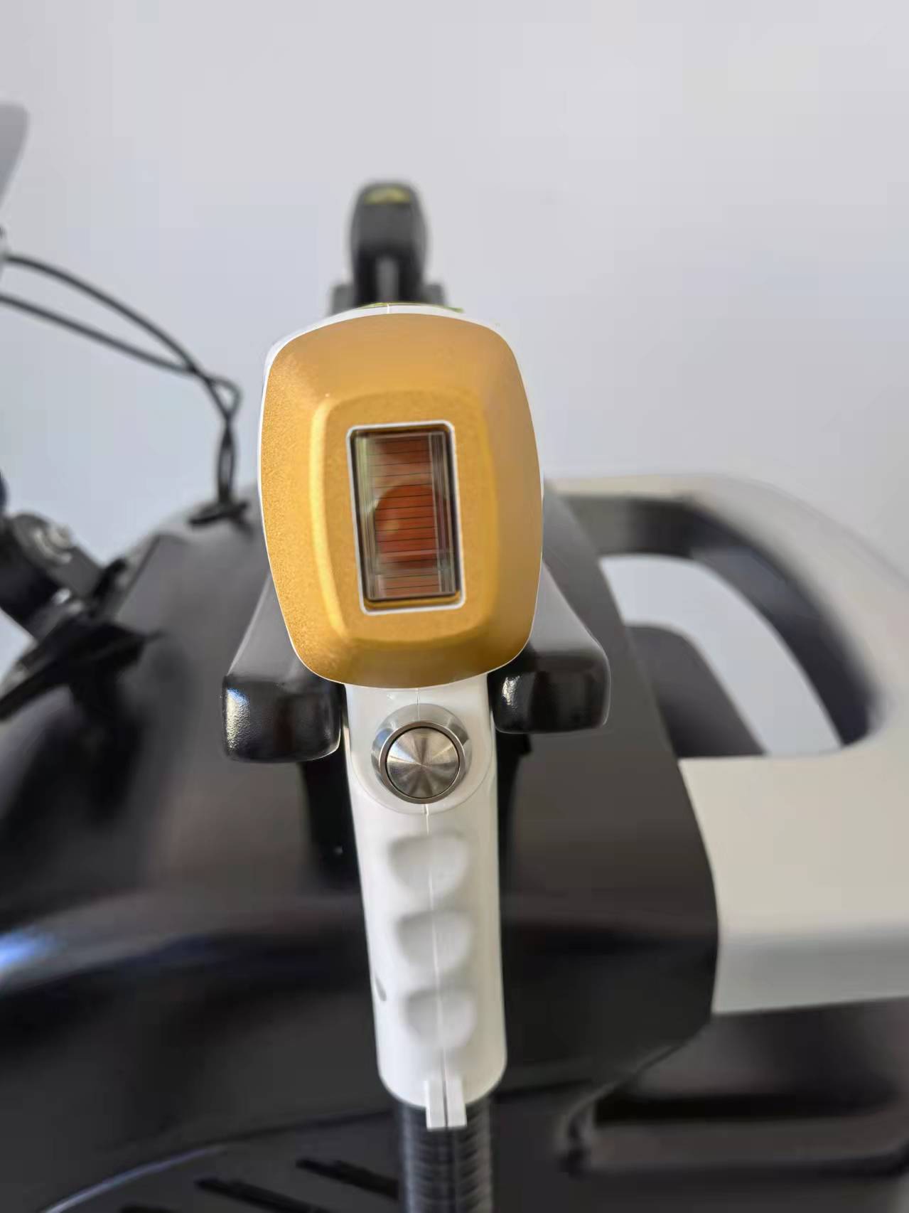Stationary Style 808nm/755nm/1064nm Diode Laser Hair Removal Machine for Professional