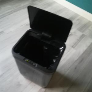 Quality Eco Friendly Durable Touchless Smart Trash Can For Indoor / Office wholesale