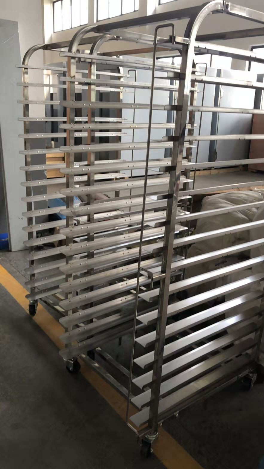 Electric Gas Diesel Oil 380V/220V 32 Trays Bakery Rotary Oven With Trays And Trollery
