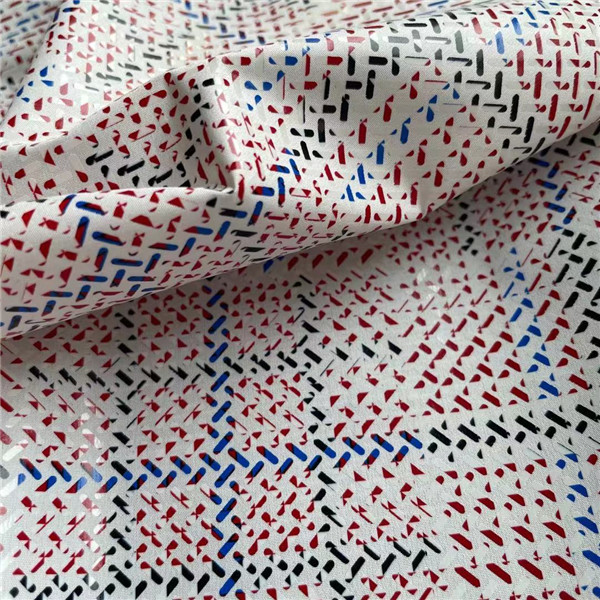 100% Polyester Taffeta Fabric With Colorful Foiling 66gsm Windproof, Waterproof Wind Breaker Fabric