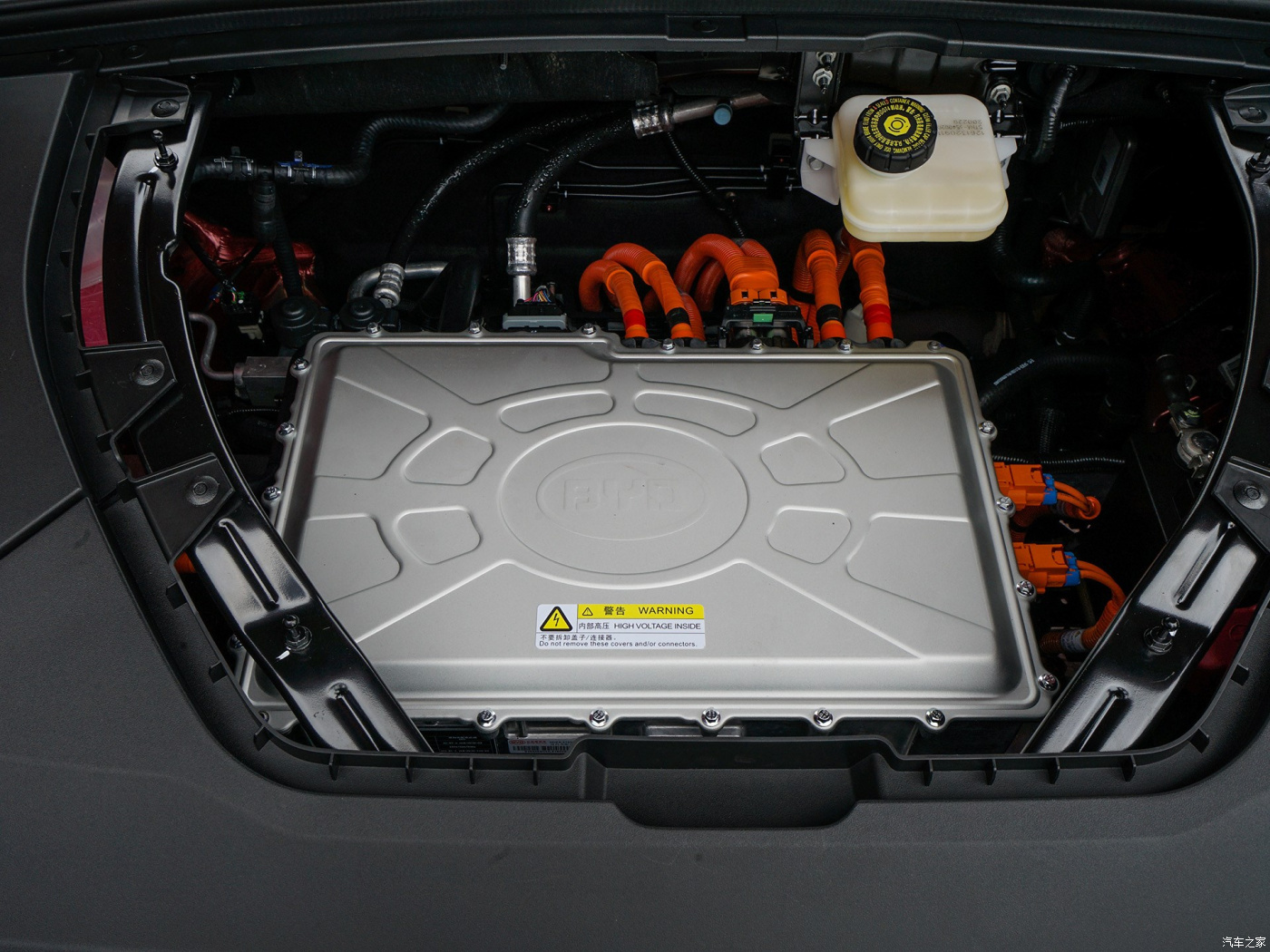 50-70kWh EV BYD SONG Electric Vehicle Phosphate Battery Lithium Iron LED Camera Leather PLUS High Speed SUV 5 Seats