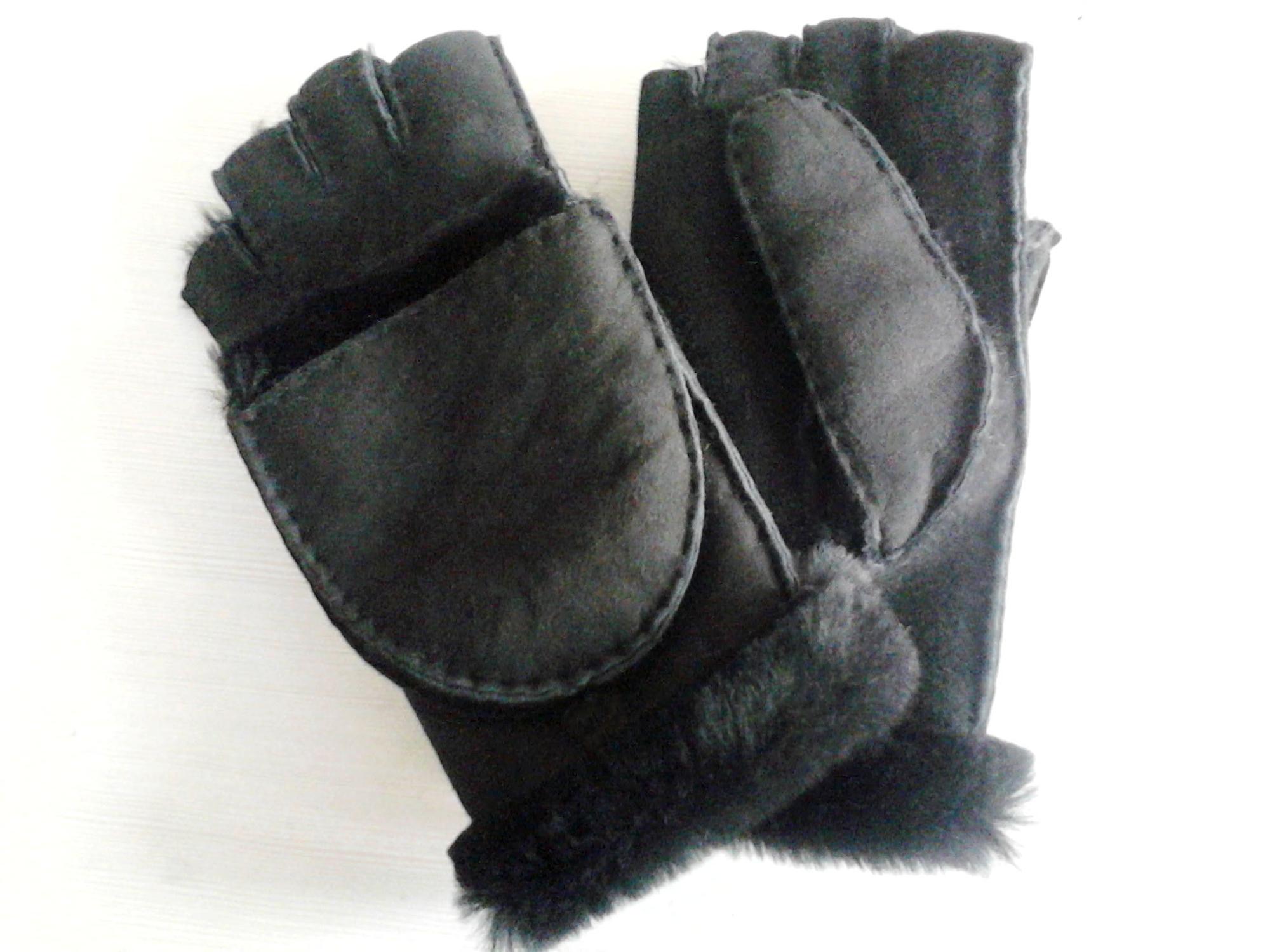 Touch screen multifunctional sheep skins mitten leather mittens with fingers