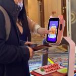Delivery Robot AI Catering Delivery Food Waiter in Restaurant and Intelligent