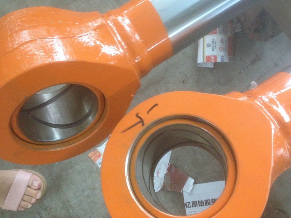 Hitachi ZX200-5 bucket hydraulic cylinder rod