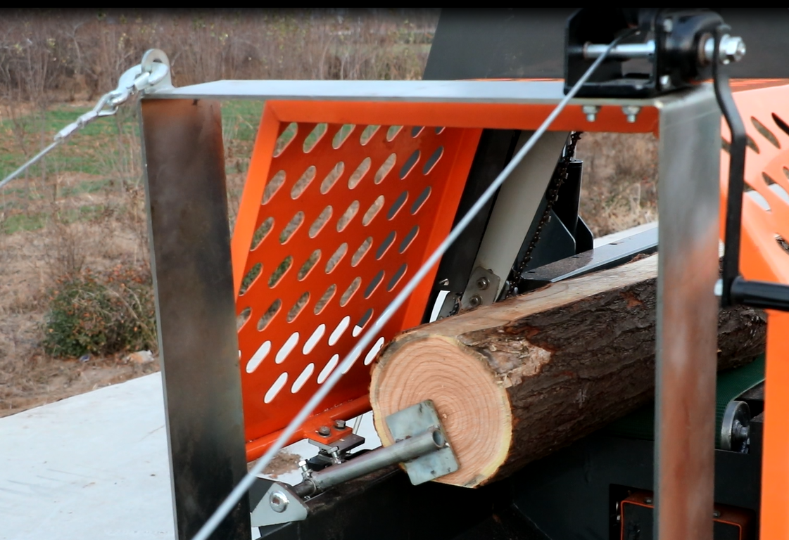 Powerful 20ton Gasoline Portable Split Wood Firewood Processor Machine for Forestry