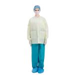Hospital Non Woven Disposable Lab Coats With Cuffs And Neckline