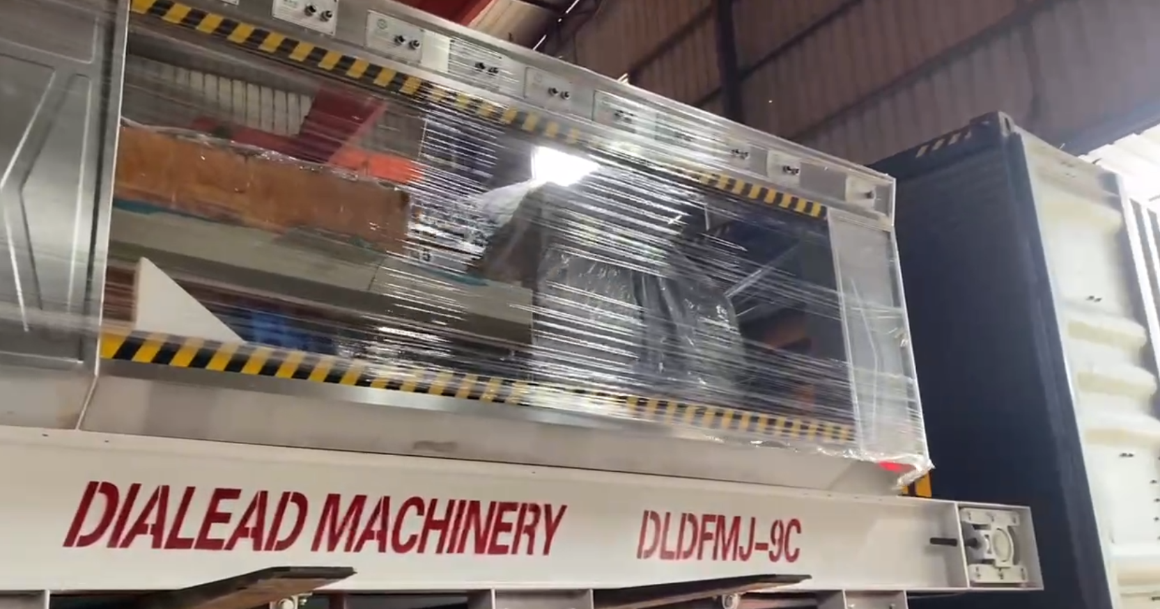Automatic Bush Hammer Machine for Granite Litchi Surface Processing