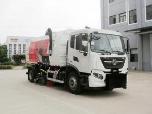 Quality Low Pressure Street Cleaner Truck With Anti Collision Bag And Decorative Strip wholesale