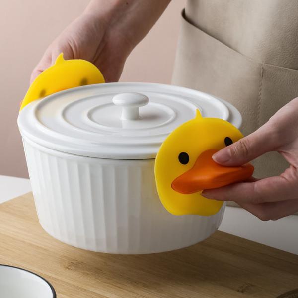 2pcs Silicone Oven Gloves 446F Heat Insulation Hot Plate Clip Cute Duck Pot